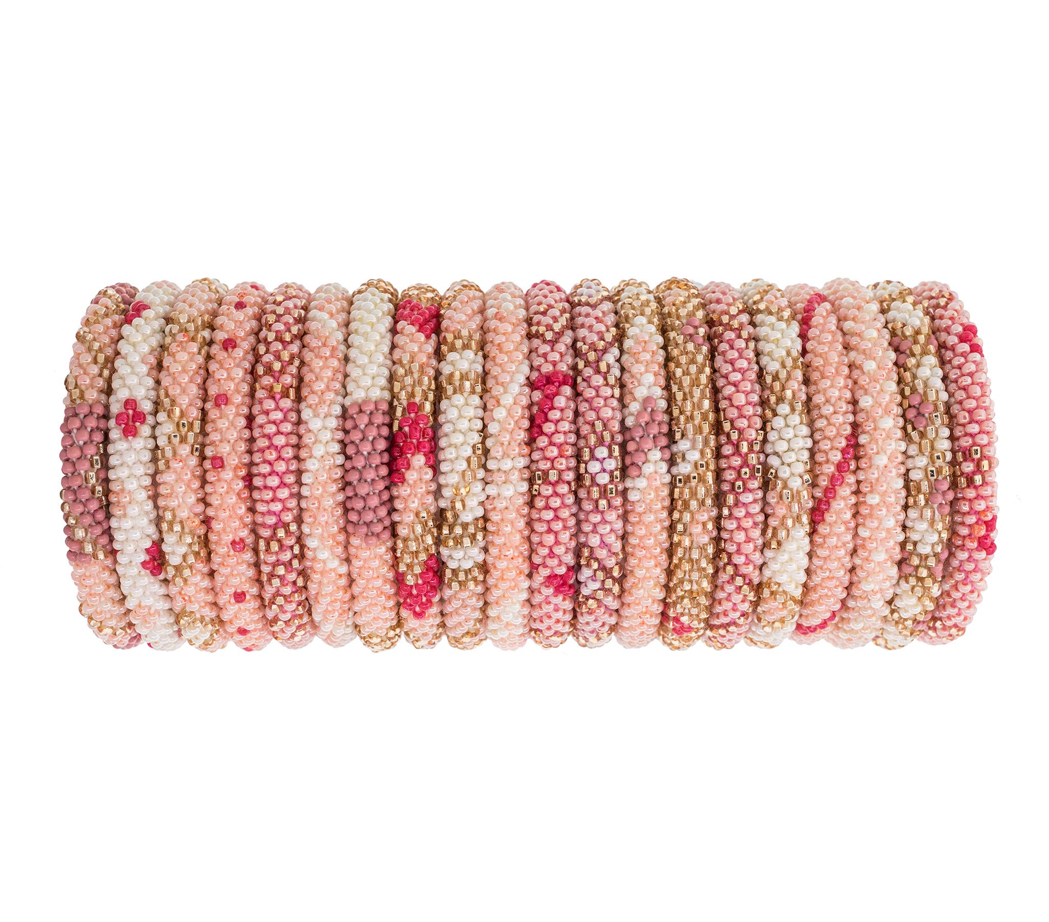 Eine Sammlung farbenfroher, kunstvoll mit Perlen verzierter Aid Through Trade - Armbänder Kinder ist übereinander gestapelt. Die Armbänder weisen Muster in Rosa-, Weiß-, Gold- und Rottönen auf und bilden eine optisch ansprechende Sammlung strukturierten und lebendigen Schmucks, der die Fair Trade Federation unterstützt.