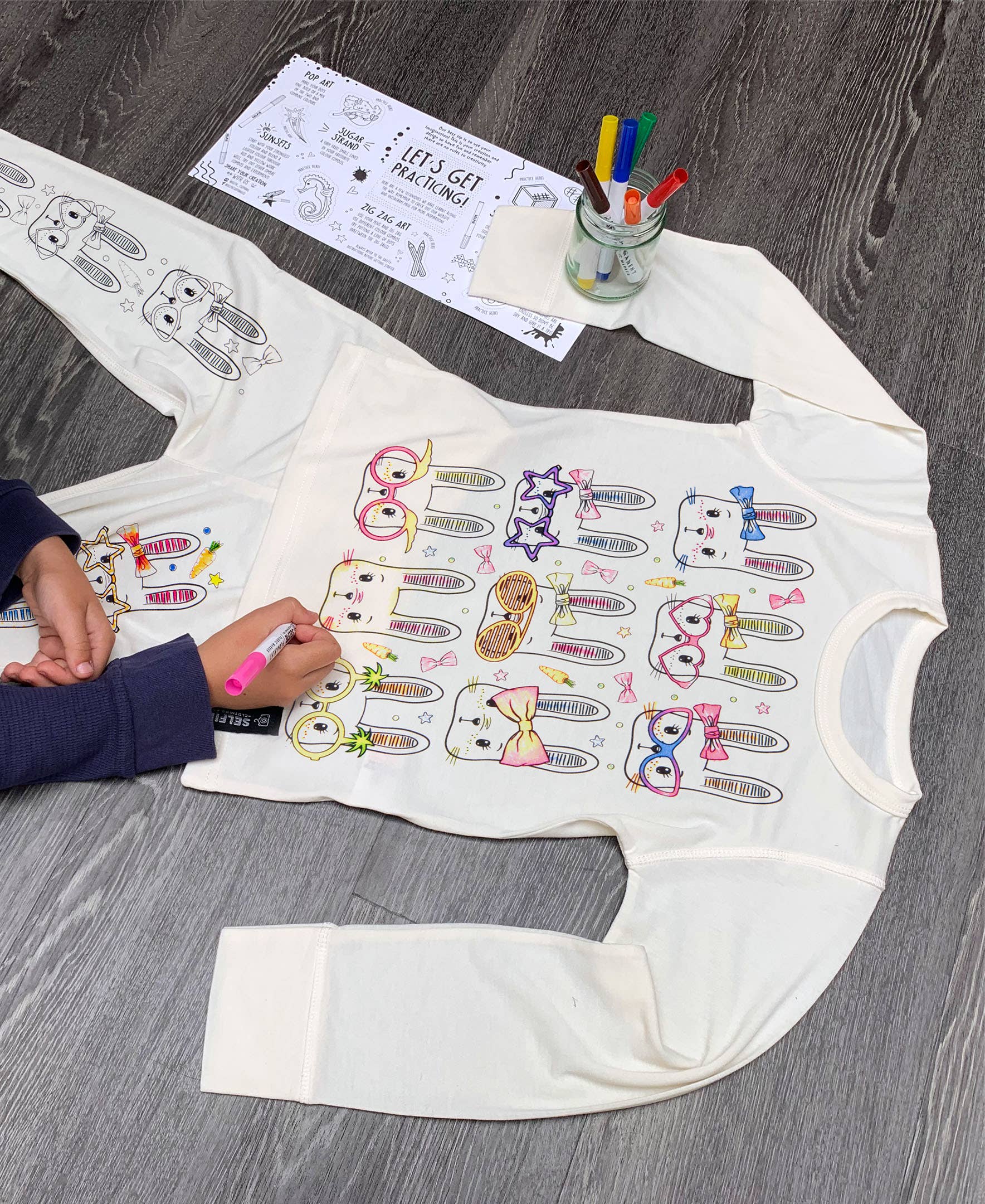 Lustiger Hase Mal-Pyjama