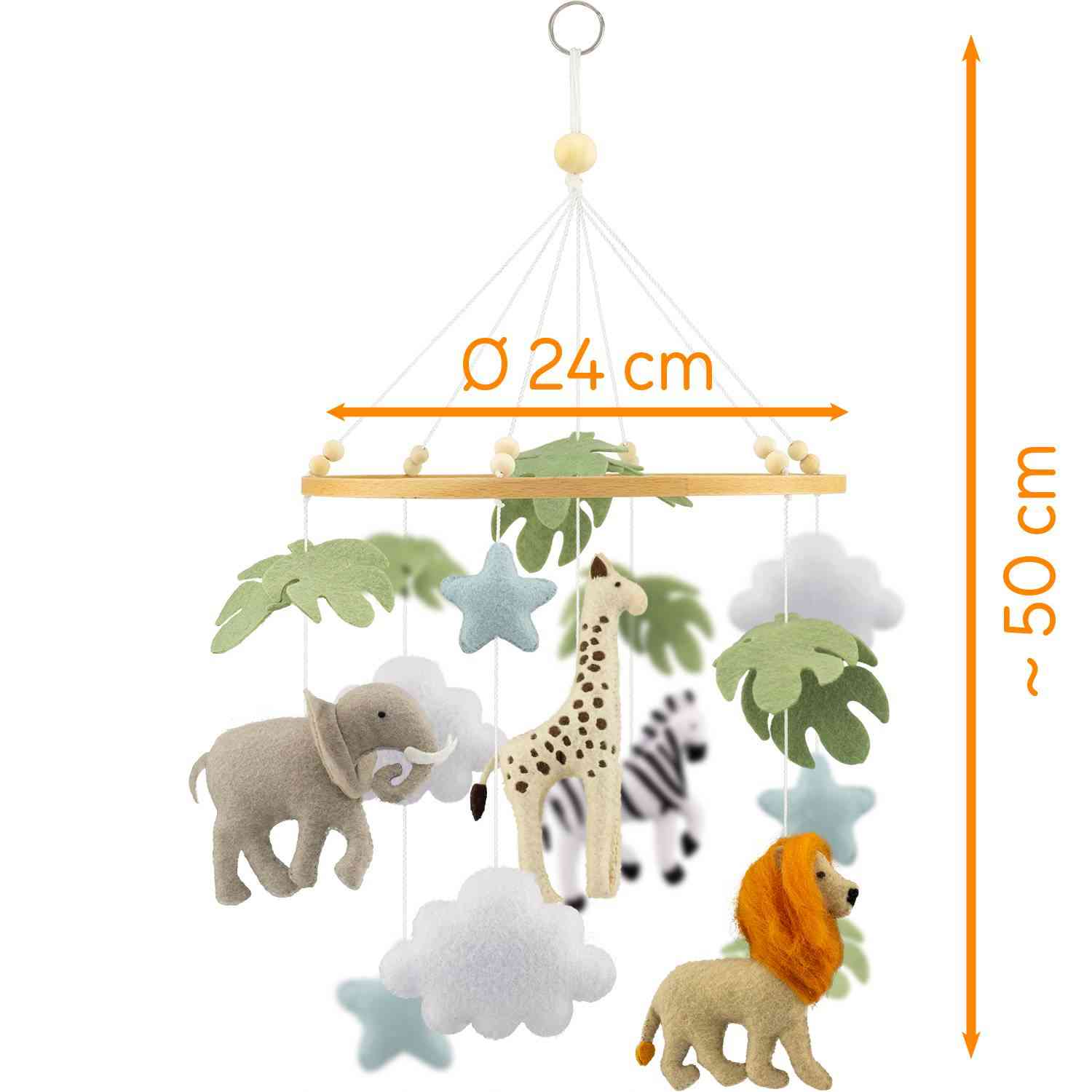 Das Ulysse Couleurs d'Enfance - Mobile - Die Savanne von Ulysse Couleurs d'Enfance zeigt Plüschtiere – einen Elefanten, eine Giraffe, ein Zebra und einen Löwen – sowie Sterne, Wolken und Blätter. Es hat einen Durchmesser von ca. 24 cm und eine Höhe von 50 cm und hängt mit Schnüren an einem Holzrahmen. Ideal als pädagogisches Spielzeug ab 2 zur Förderung der frühen Entwicklung.