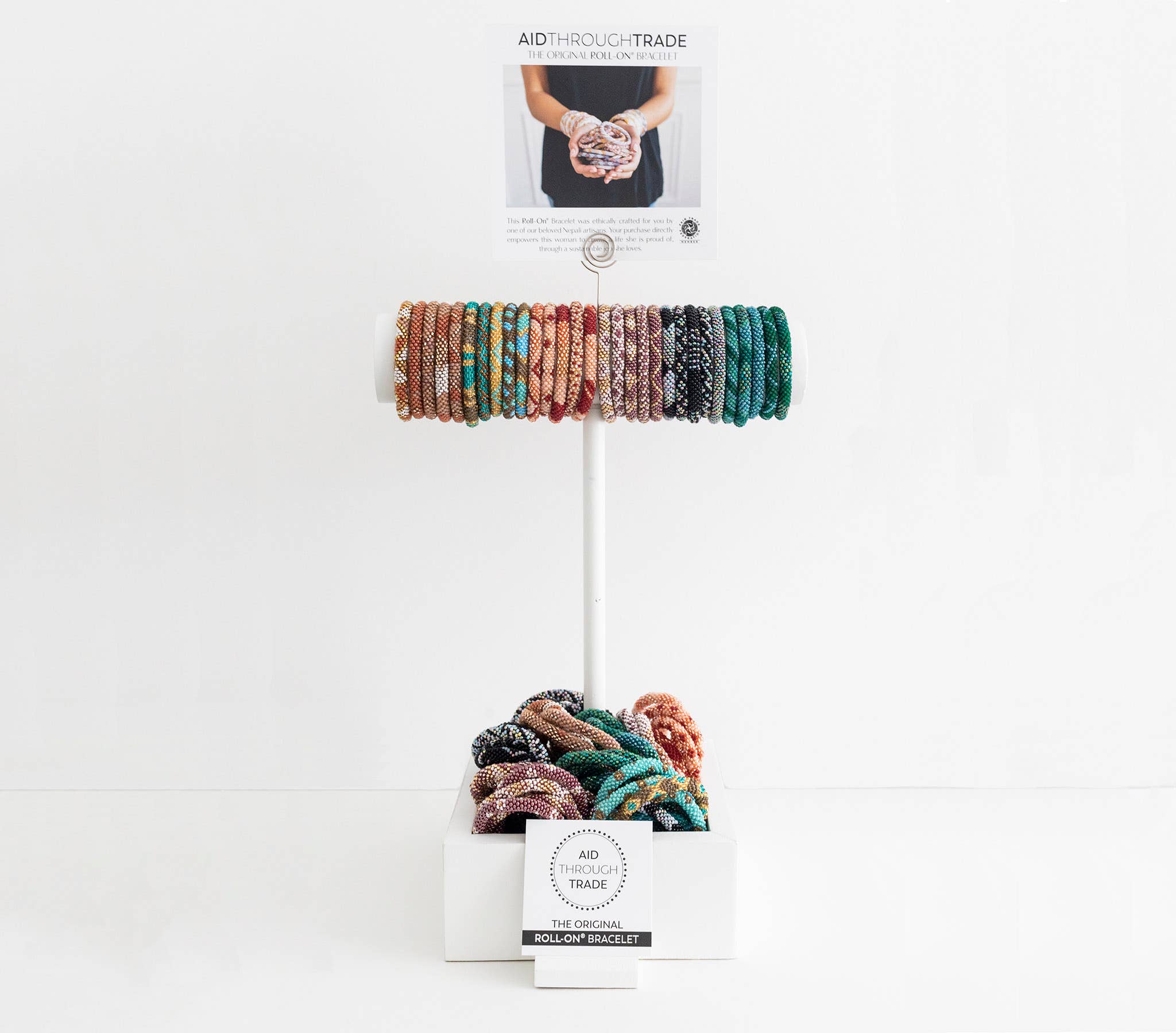 Perlenarmbänder für Erwachsene mit einer Mischung aus Rouge-, Bronze-, Weiss- und Schokoladenperlen