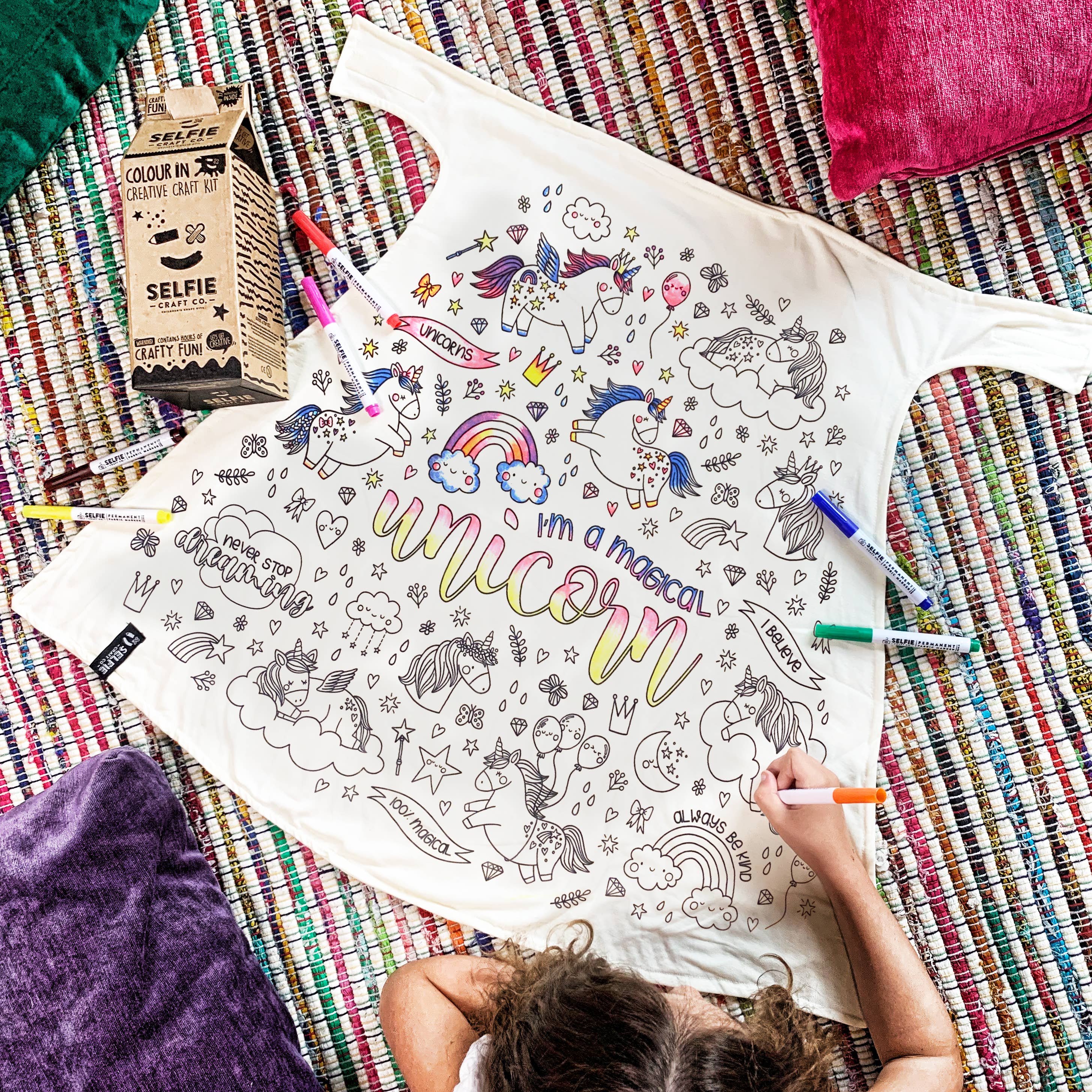 Einhorn Cape zum ausmalen - nila kids