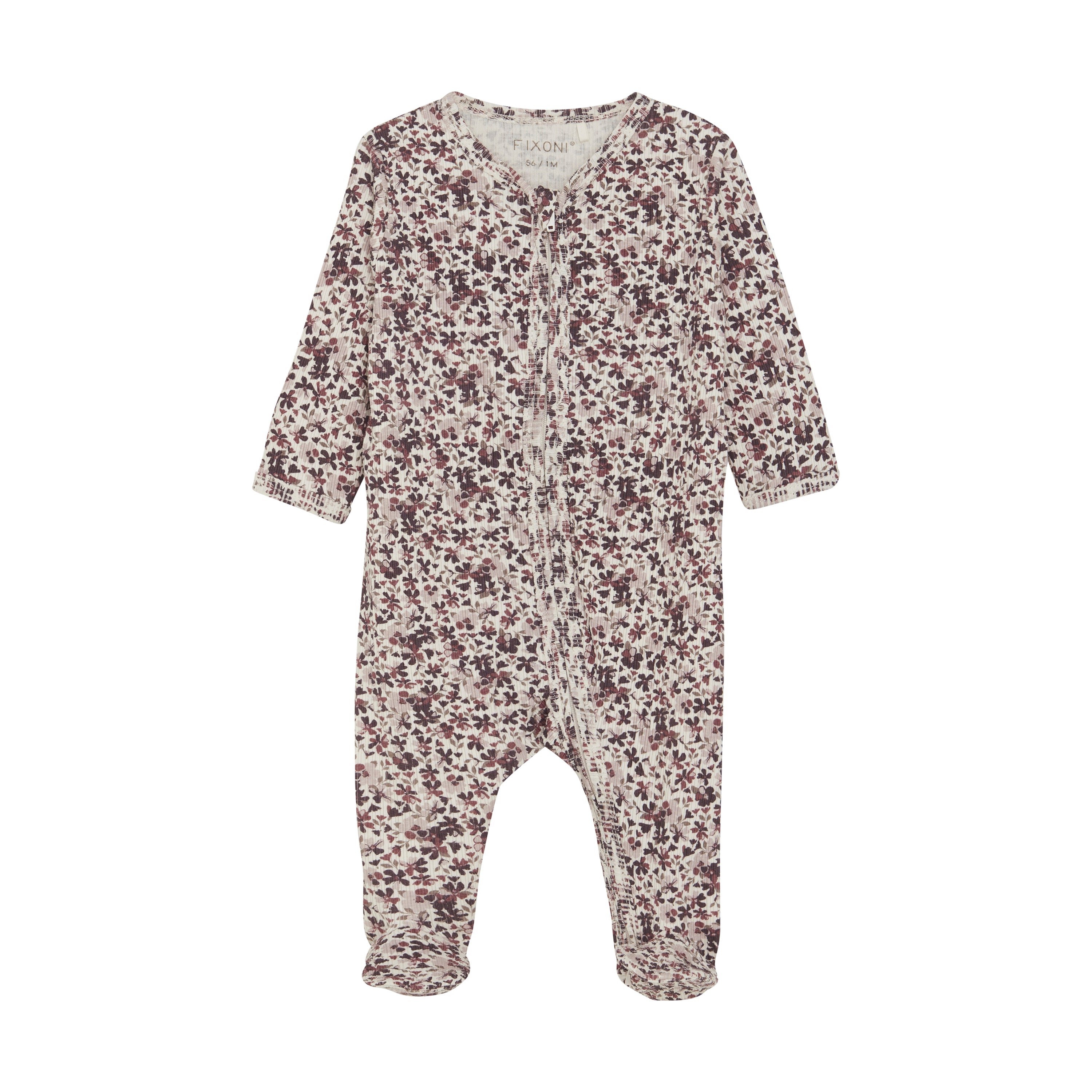 Dieser Baby-Strampelanzug mit langen Ärmeln und Füßen ist ein Fixoni-Pyjama mit Blumenmuster in Lila- und Weißtönen. Er hat einen Reißverschluss vom Halsausschnitt bis zu einem Bein und ist aus weichem, strukturiertem Stoff mit GOTS-Zertifizierung für zusätzliche Sicherheit gefertigt.